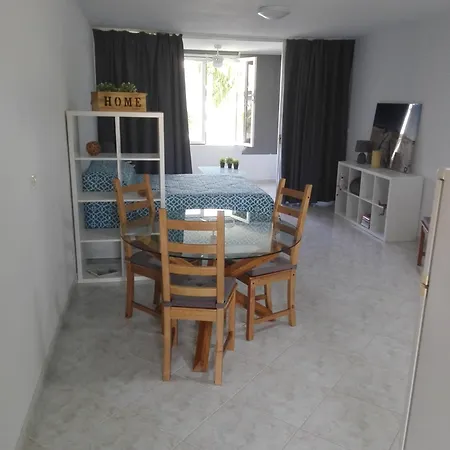 Large Loft Sueno Azul Ocean View Callao Salvaje